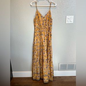 Evereve Mustard Yellow Floral Maxi Dress